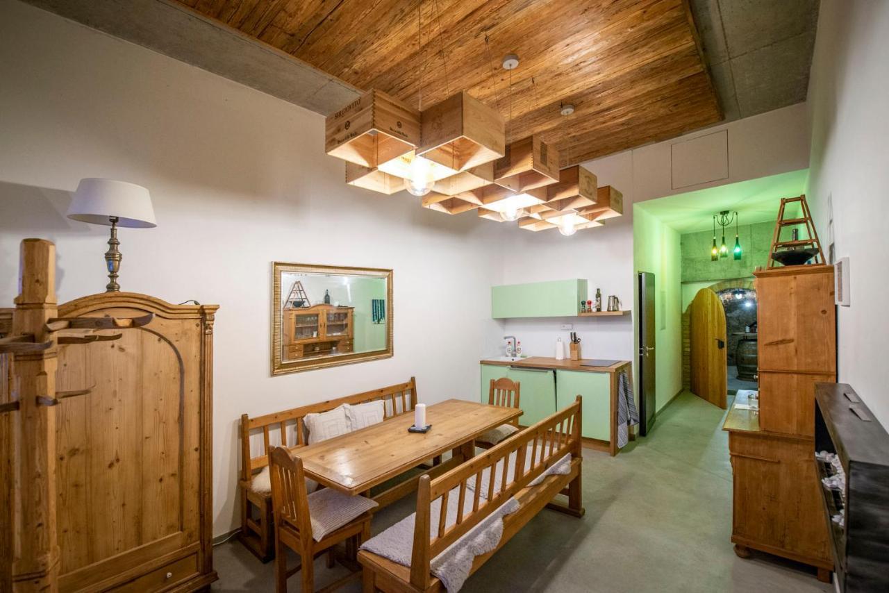 Apartman Se Sklipkem Pavlov Bagian luar foto