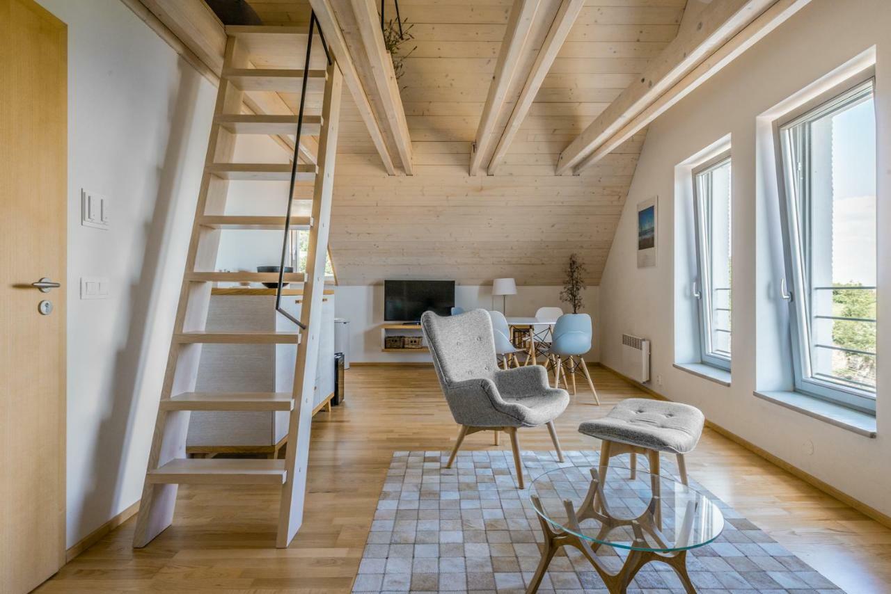 Apartman Se Sklipkem Pavlov Bagian luar foto