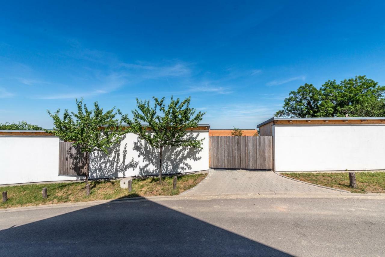 Apartman Se Sklipkem Pavlov Bagian luar foto